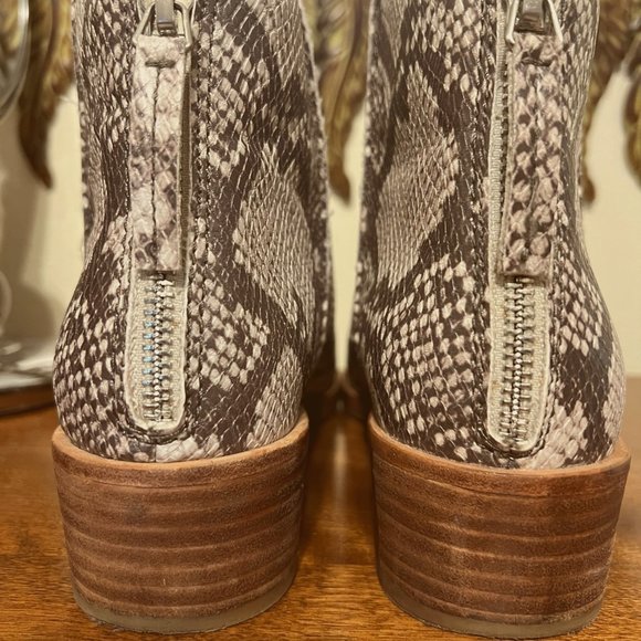 Dolce Vita Faux Snakeskin ankle boots - Picture 4 of 7